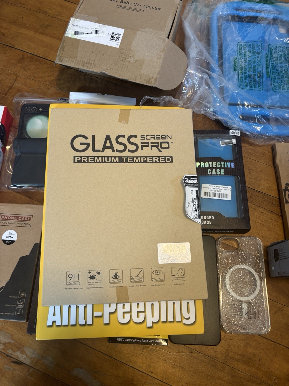 Amazon Returns Mystrey Box Lot 18.cell phone cases, screen, protectors, and more