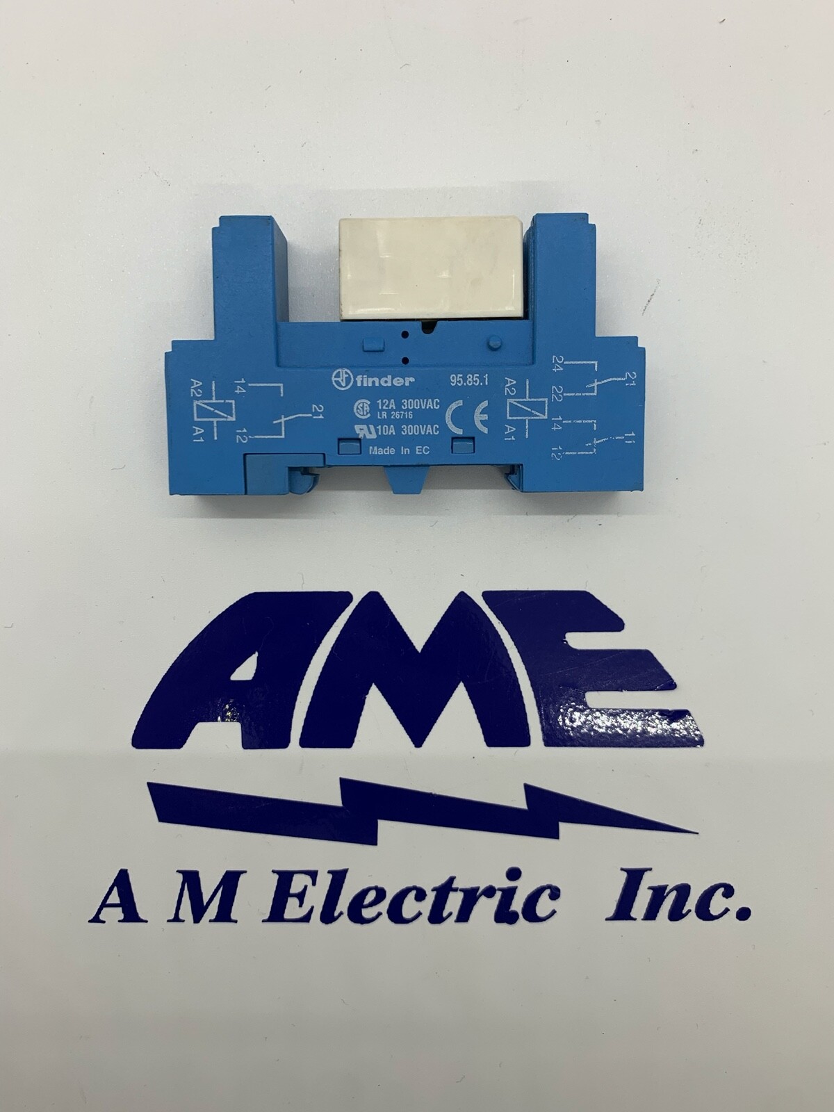 Finder Relay 41.52.9.012.0000 12V 8A 8PIN NEW WITH Socket (A-4)