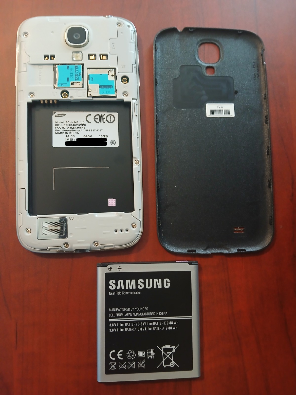 Electronics Lot | Samsung Galaxy S3 & S4 – Sharp EL6800 Calculator – Much More!