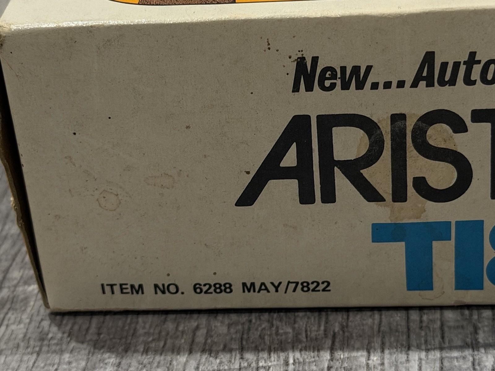 Aristo-Matic Electric Tie Rack W/ Original Box-NEW/OPEN BOX/NEVER USED