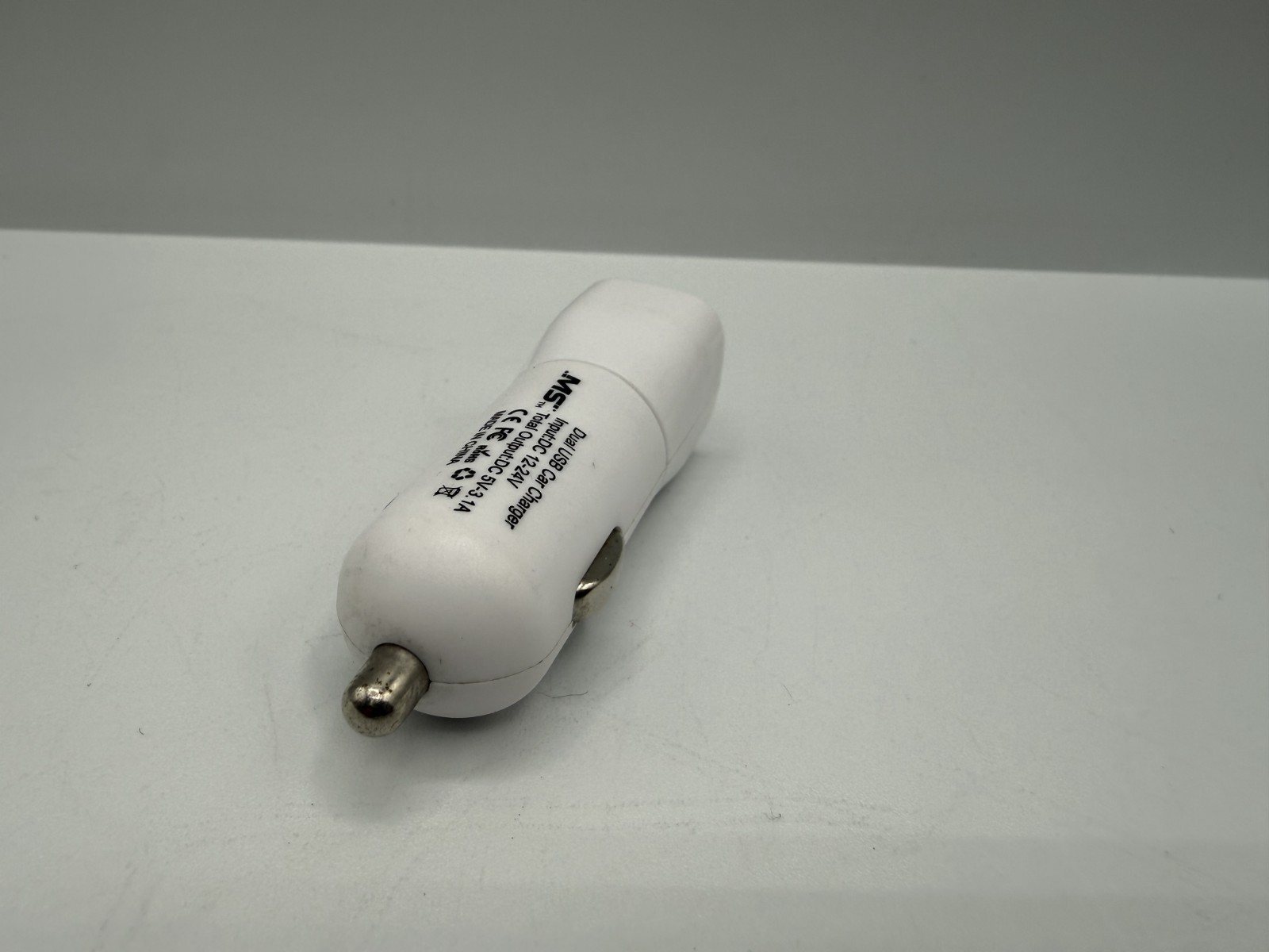 Mobilespec MSDUALUSBW25G 12V Dual USB Power Adapter Car Charger (Lot of 8)