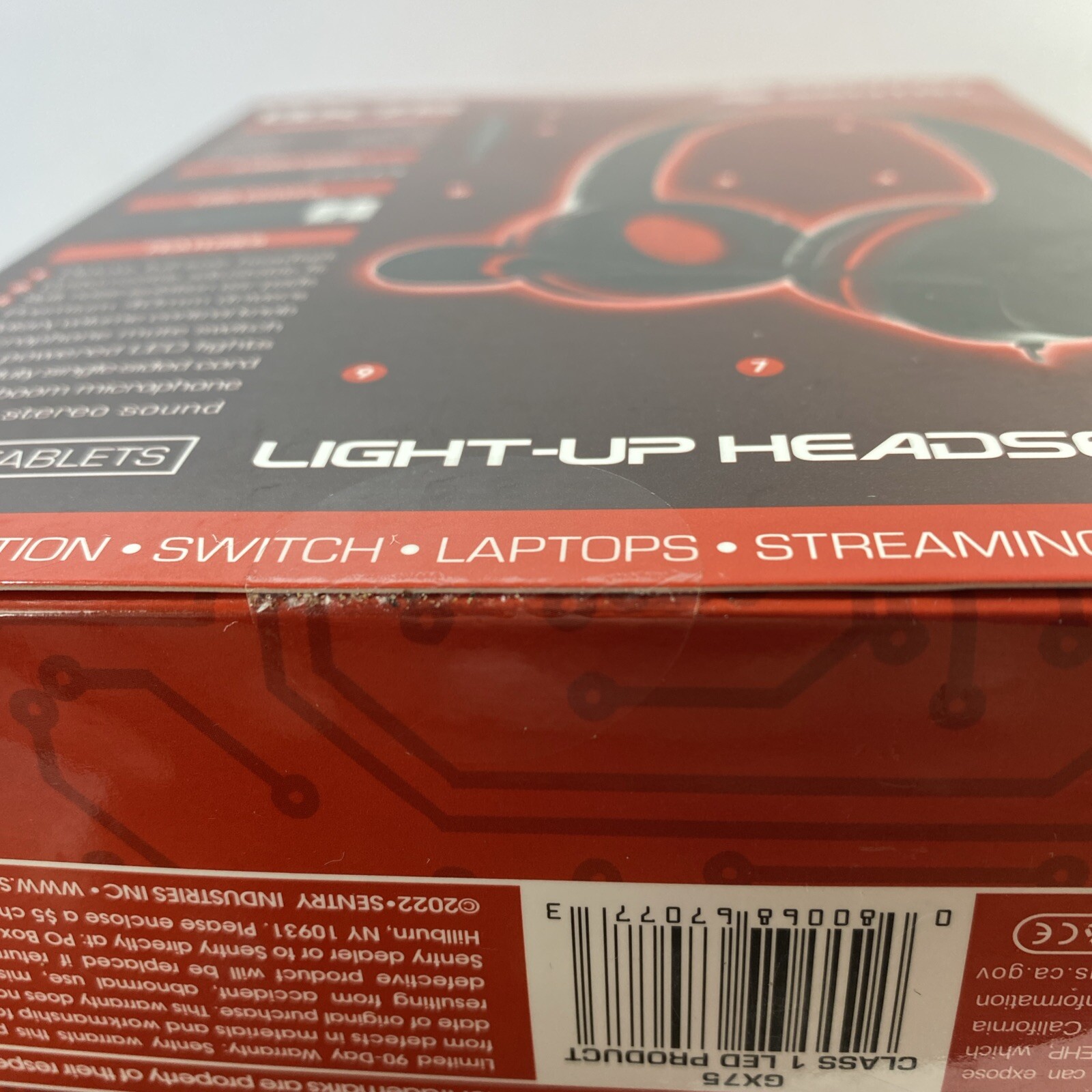 Sentry Pro Gaming Head Phones GX75 LED Light Up Set and mic Red New In Box