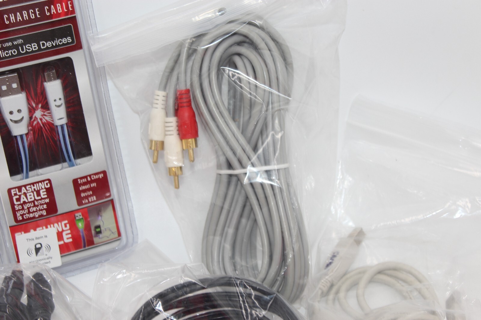 Lot Of 14 Random Assortment Charging Cables Canon Audio Video APC Serial Variety