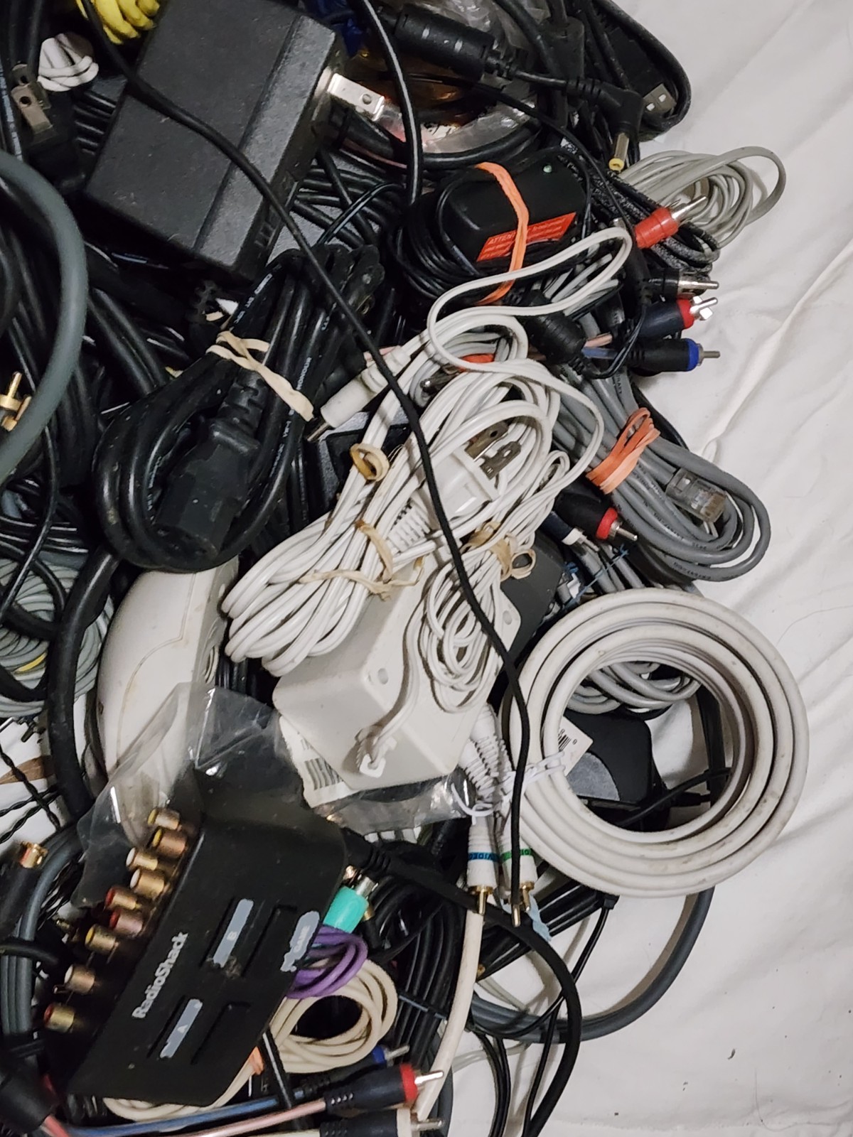 Bulk Lot of Various Electronic Cables, Cords and Parts, Computer TV Camara Ster