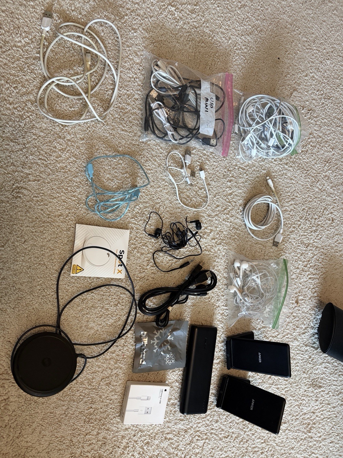 Lot of Assorted Apple/Anker products, Chargers, Cables, Earbuds All UNTESTED
