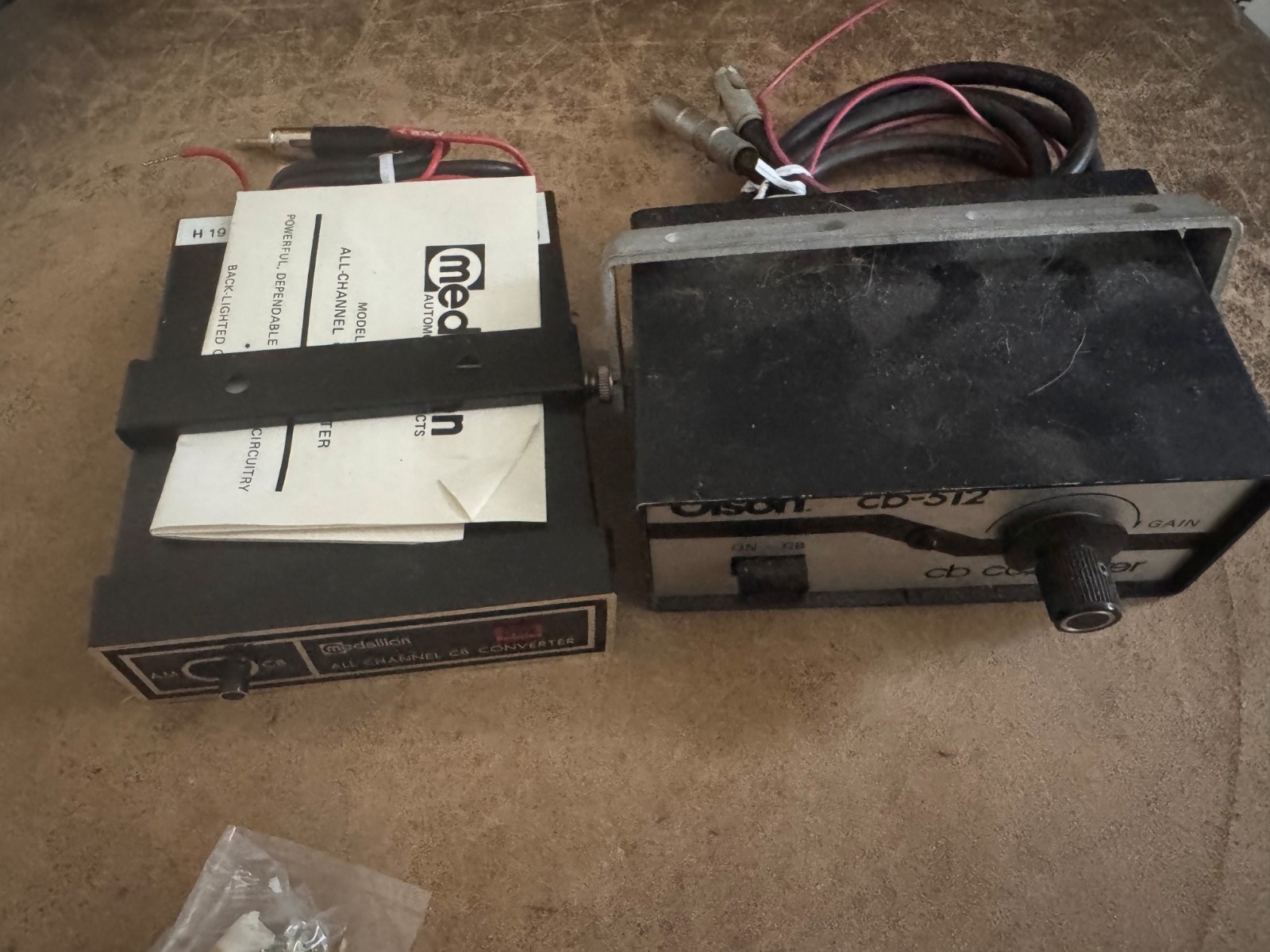Vintage Olson CB-512 CB Radio Converter 12 volt DC Antenna 40 Channel Ham