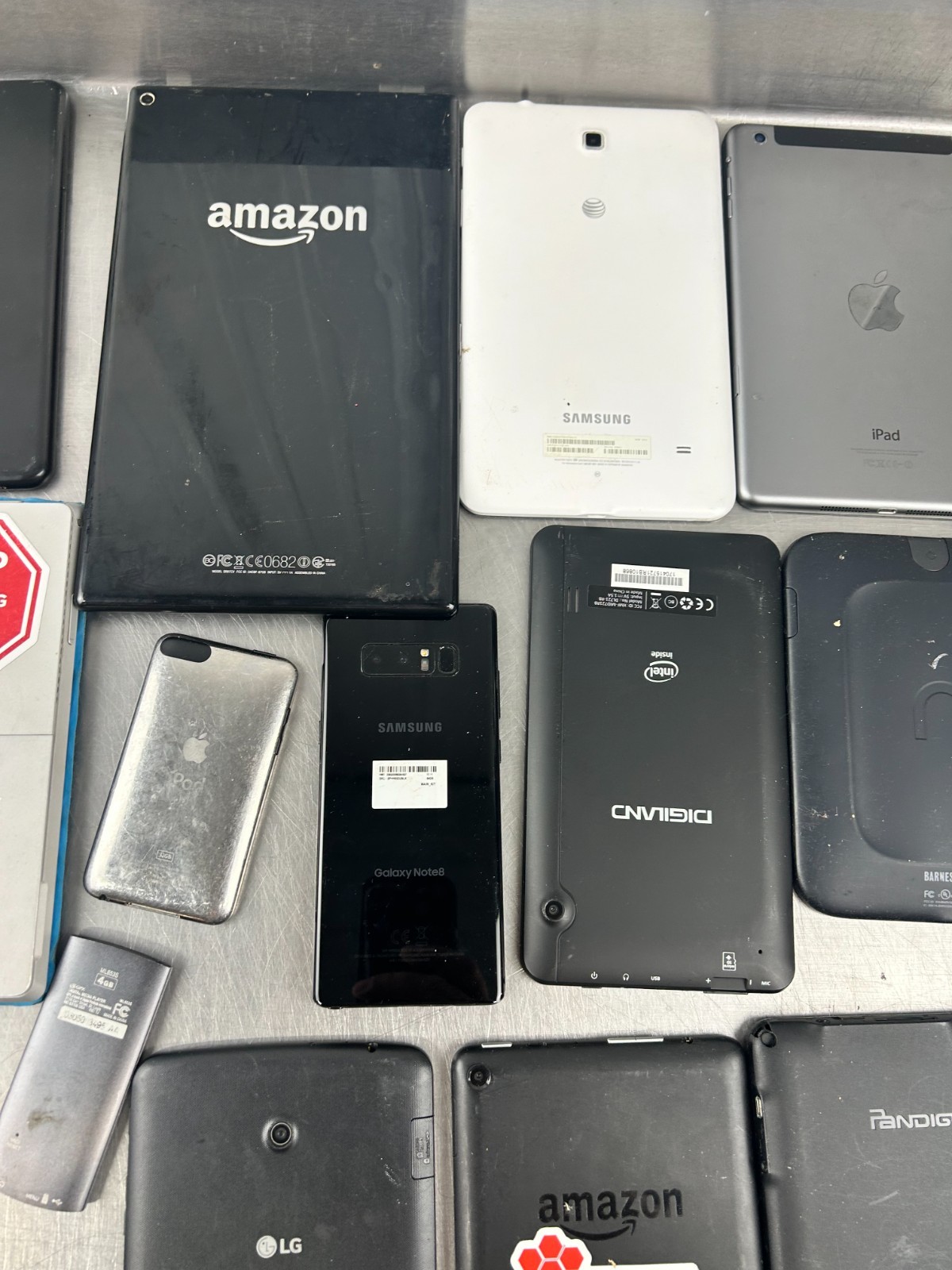 Mixed Lot of Tablets & Others Nook Apple Ipad Samsung Surface Amazon