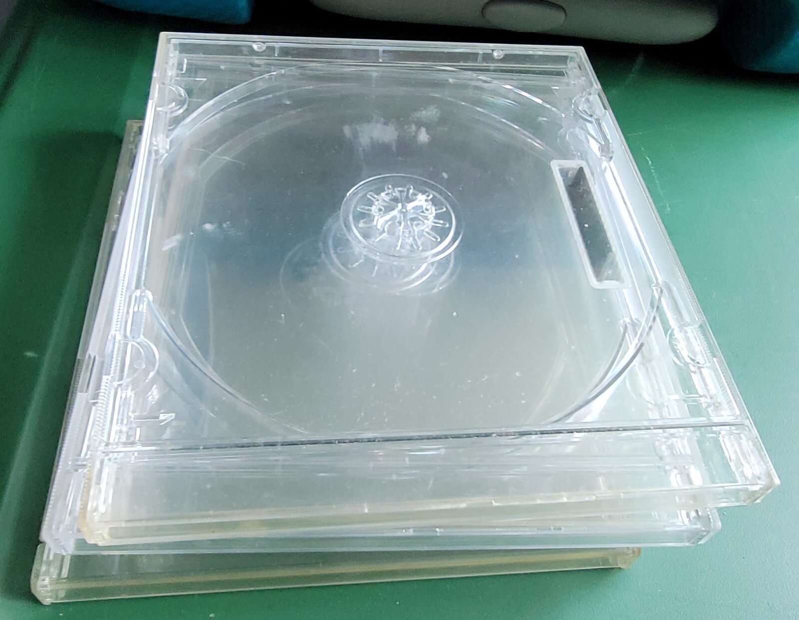 Vintage 90s Quality Clear and Black Jewel Empty CD Cases 8 Pieces Used