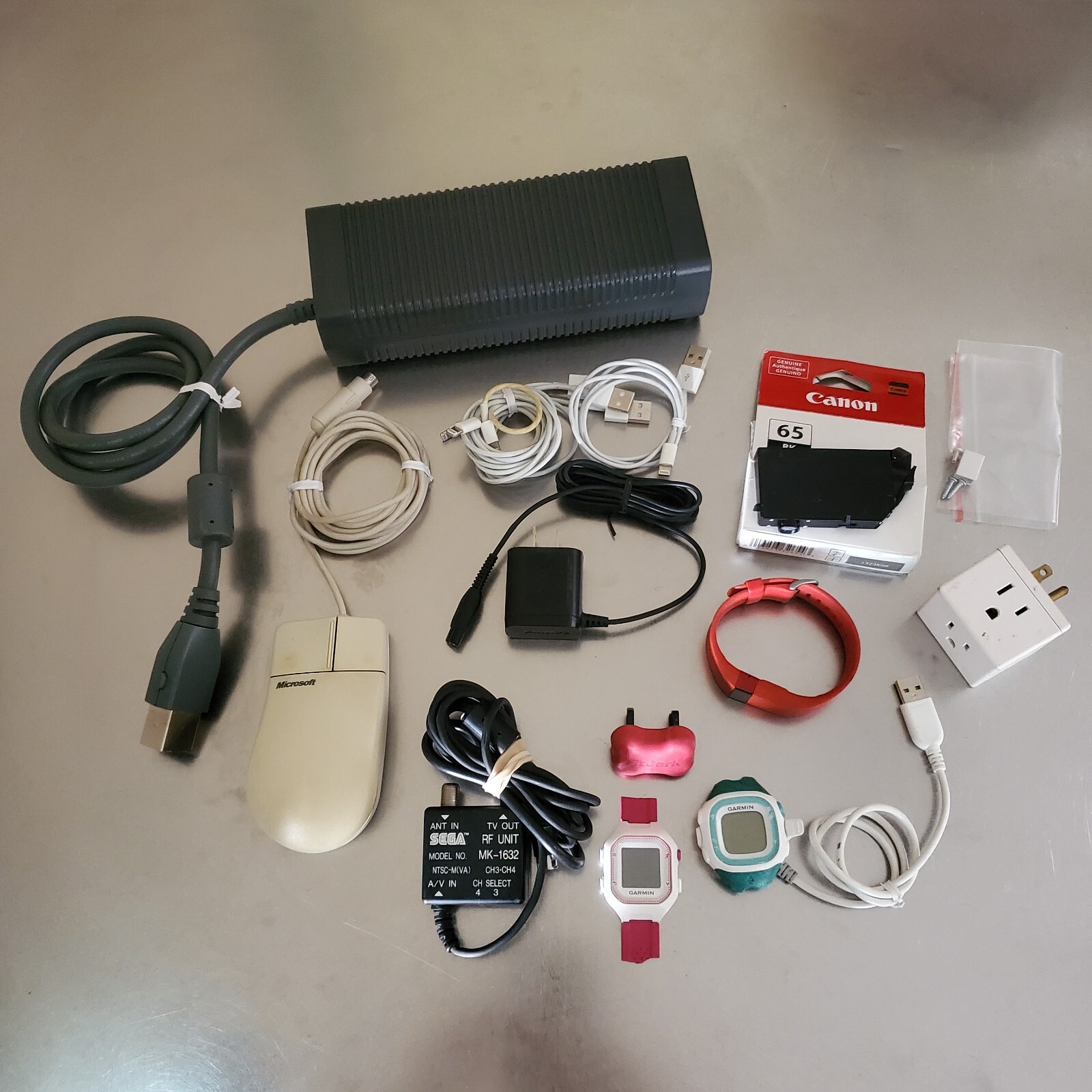 Lot of 15 Items: SEGA, Microsoft, XBOX, Garmin, Fitbit, Canon, Phillips, +