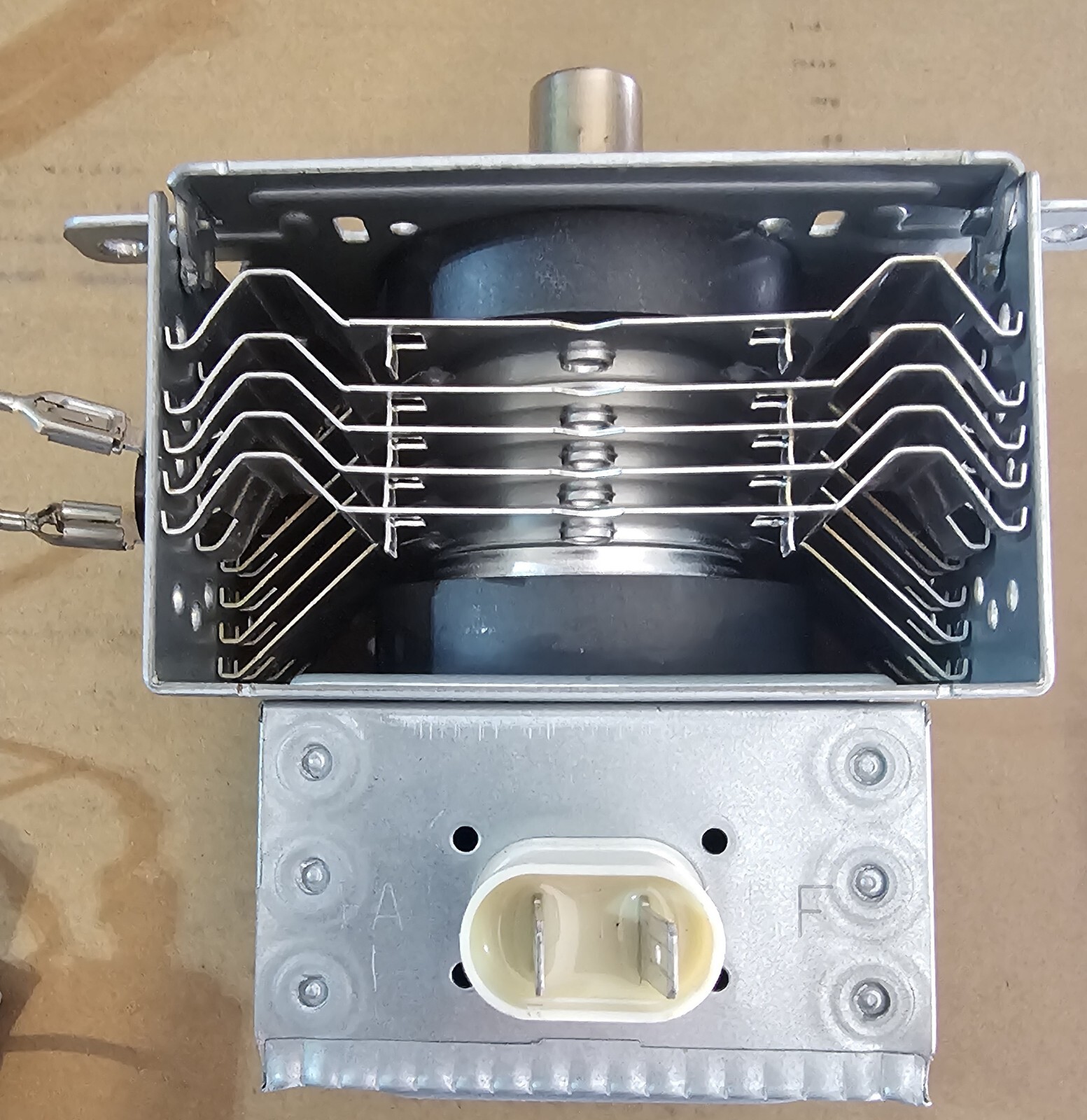 Magnetron And Other Microwave Components, Removed From Older WORKING Microwave