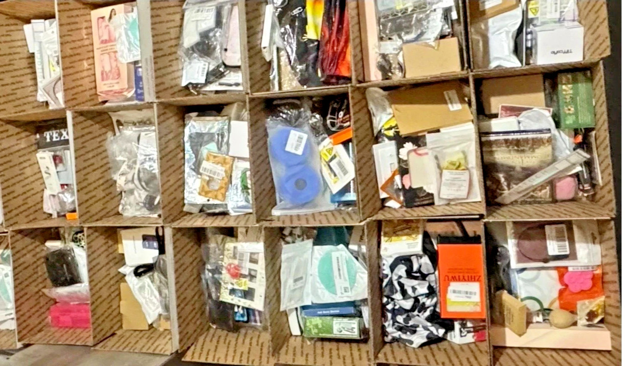 Liquidation lot – AMAZON Mystery Box -General Merchandise mixed items- lot DEF7