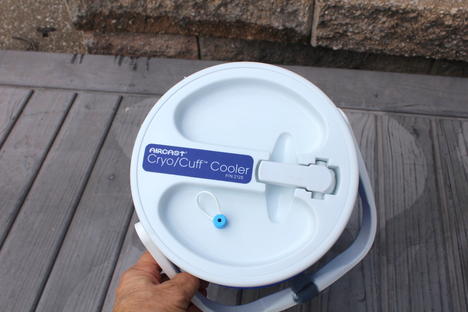 Aircast Cryo/Cuff Cryocuff Cooler, Hose and Cooler Only