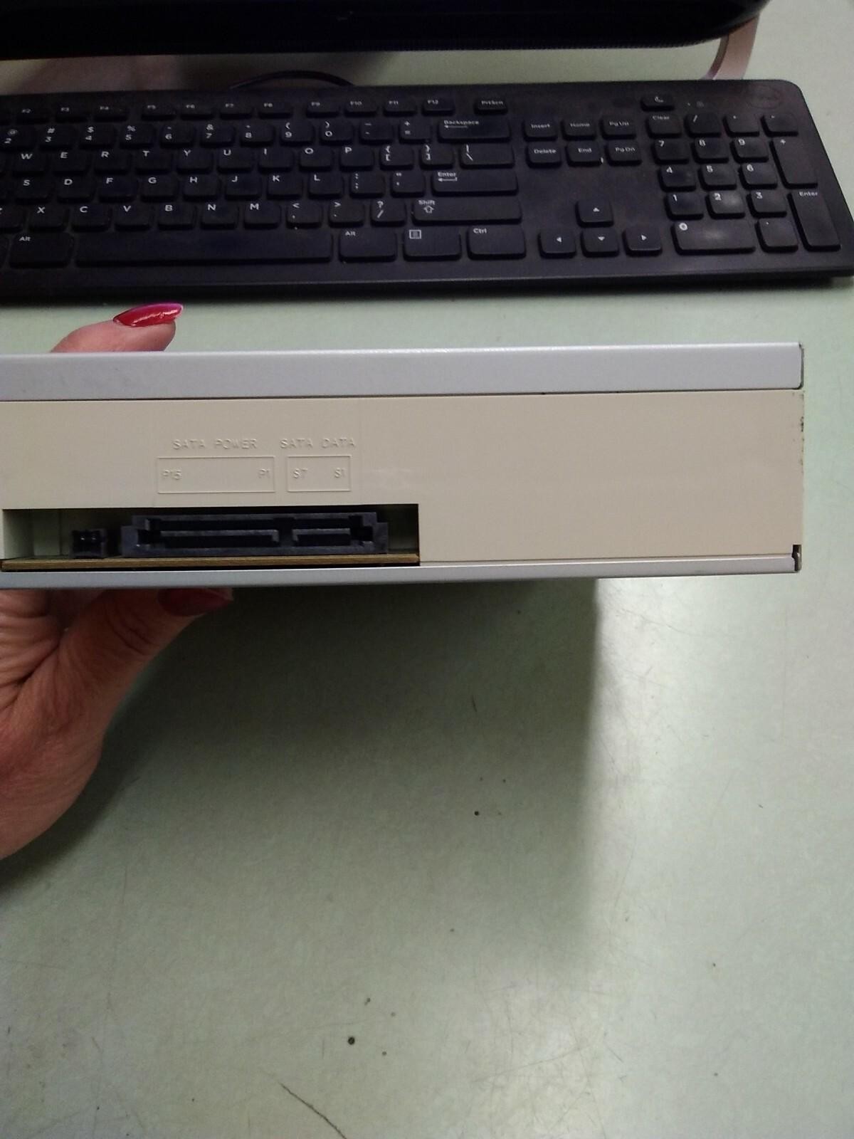 HP SATA DVD REWRITABLE PC AD-7250H-H5 PN: 575781-800 660408-001