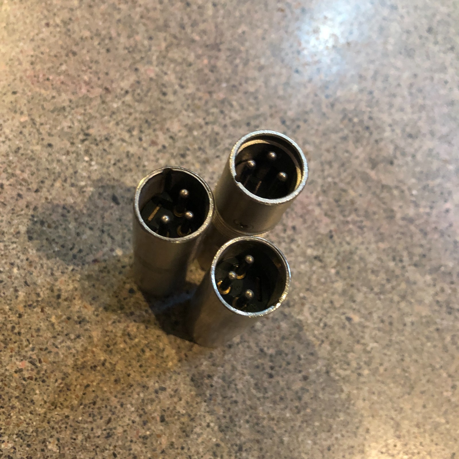 LOT of 2 x Switchcraft 390X XLR Male/Male Couplers, 1 x Unbranded (“Japan”)