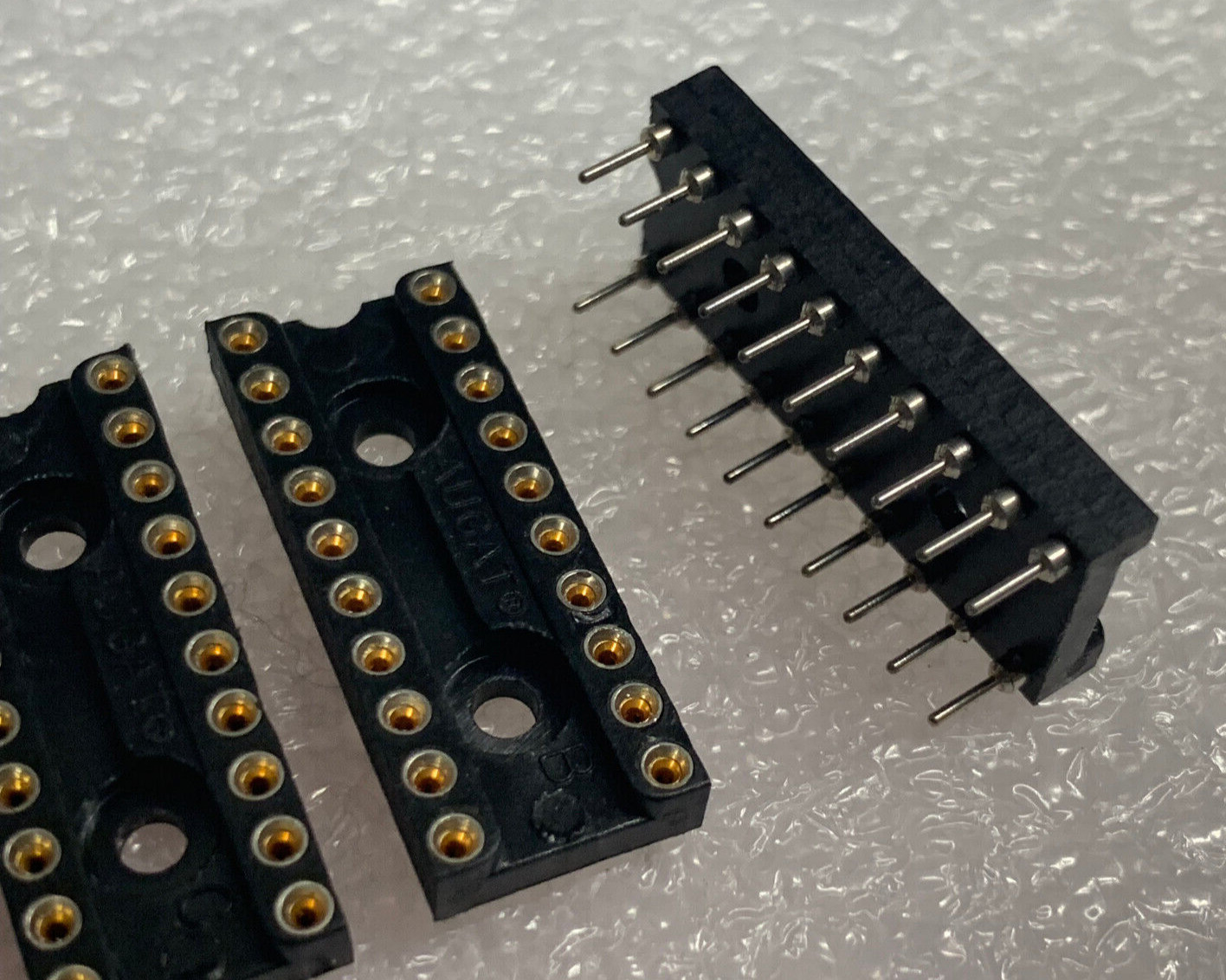 Augat High Quality 20 Pin IC-Socket Machine tooled, NOS Gold Contacts, lot of 5