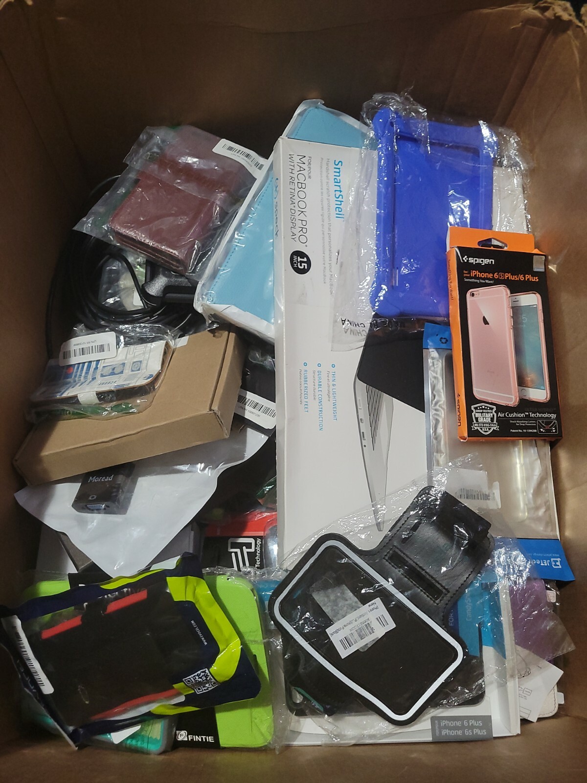 mixed electronics lot – OtterBox speck iphone galaxy Samsung apple 50+ items