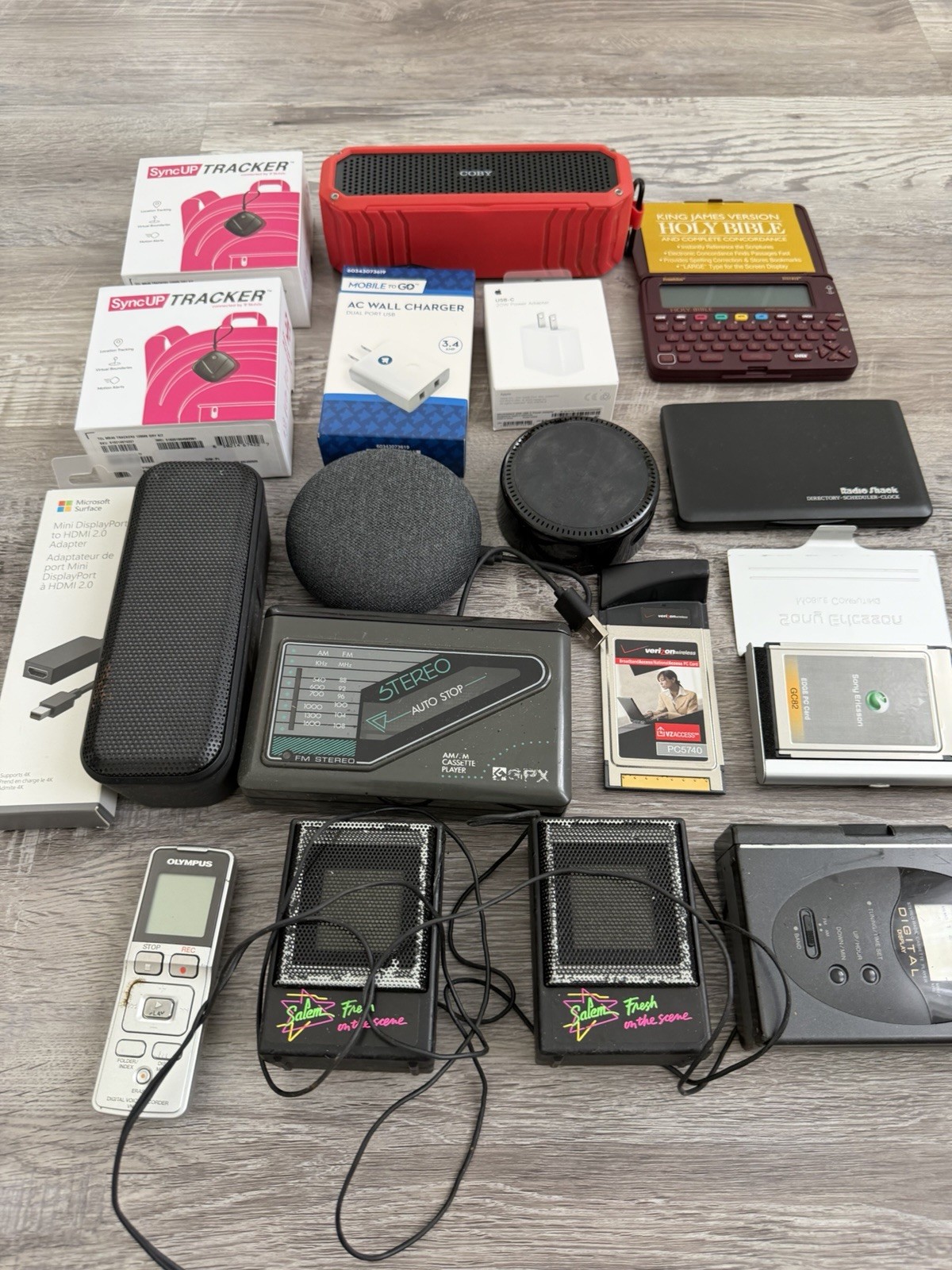Mixed Electronics Lot – Speakers, Chargers, Vintage Devices & Accessories