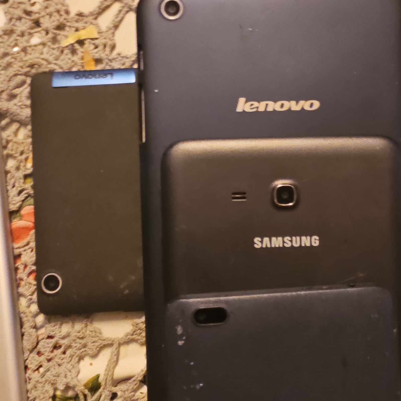 Apple iPad + Lenovo + Samsung Mixed Lot Tablets Multiple Brands iPad Model