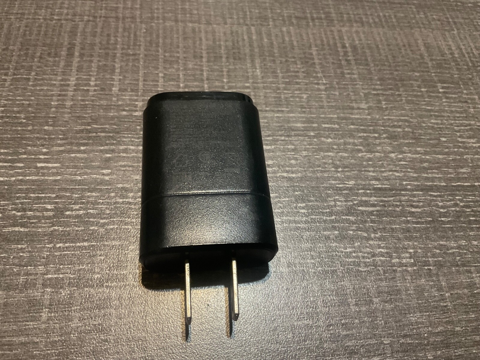 LG Travel USB Home Wall Charger Head Adapter MCS-01WD for Android and iPhone
