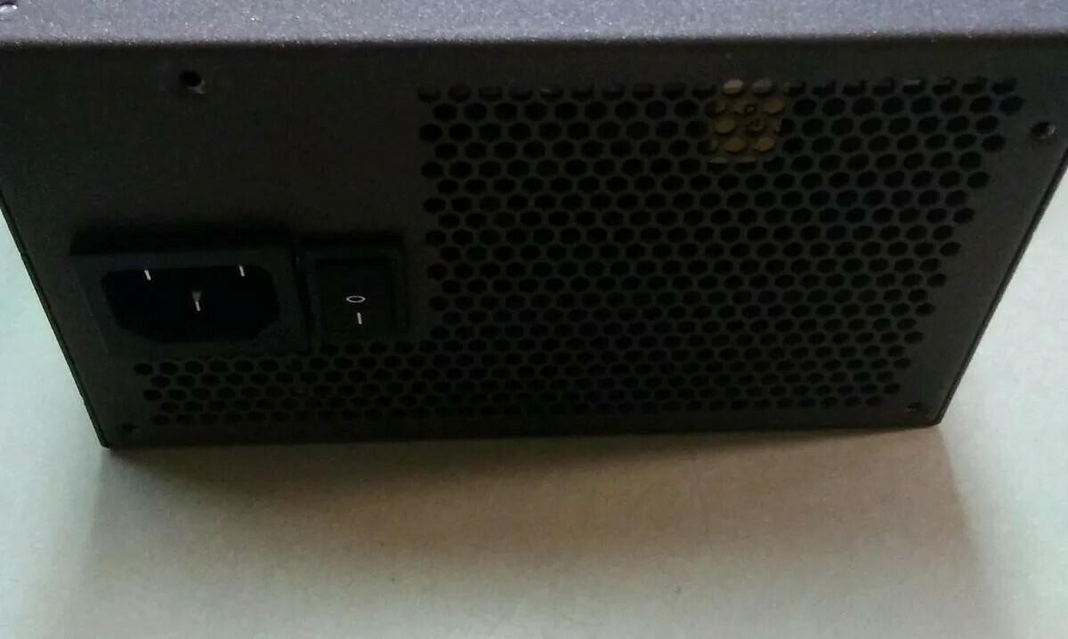 Chieftec NTRO85 850W Power Supply BPS-5850C 100V-240V 47-63Hz