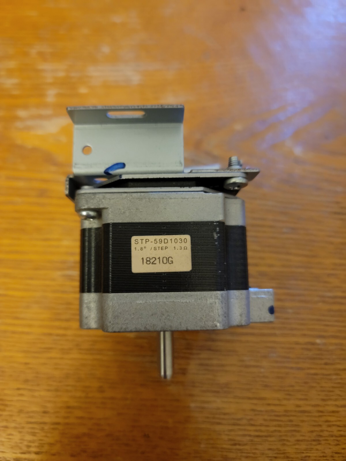 1.8° Degree 1.3 Ohm Stepper Motor STP-59D1030-01 Seller Refurbished Excellent