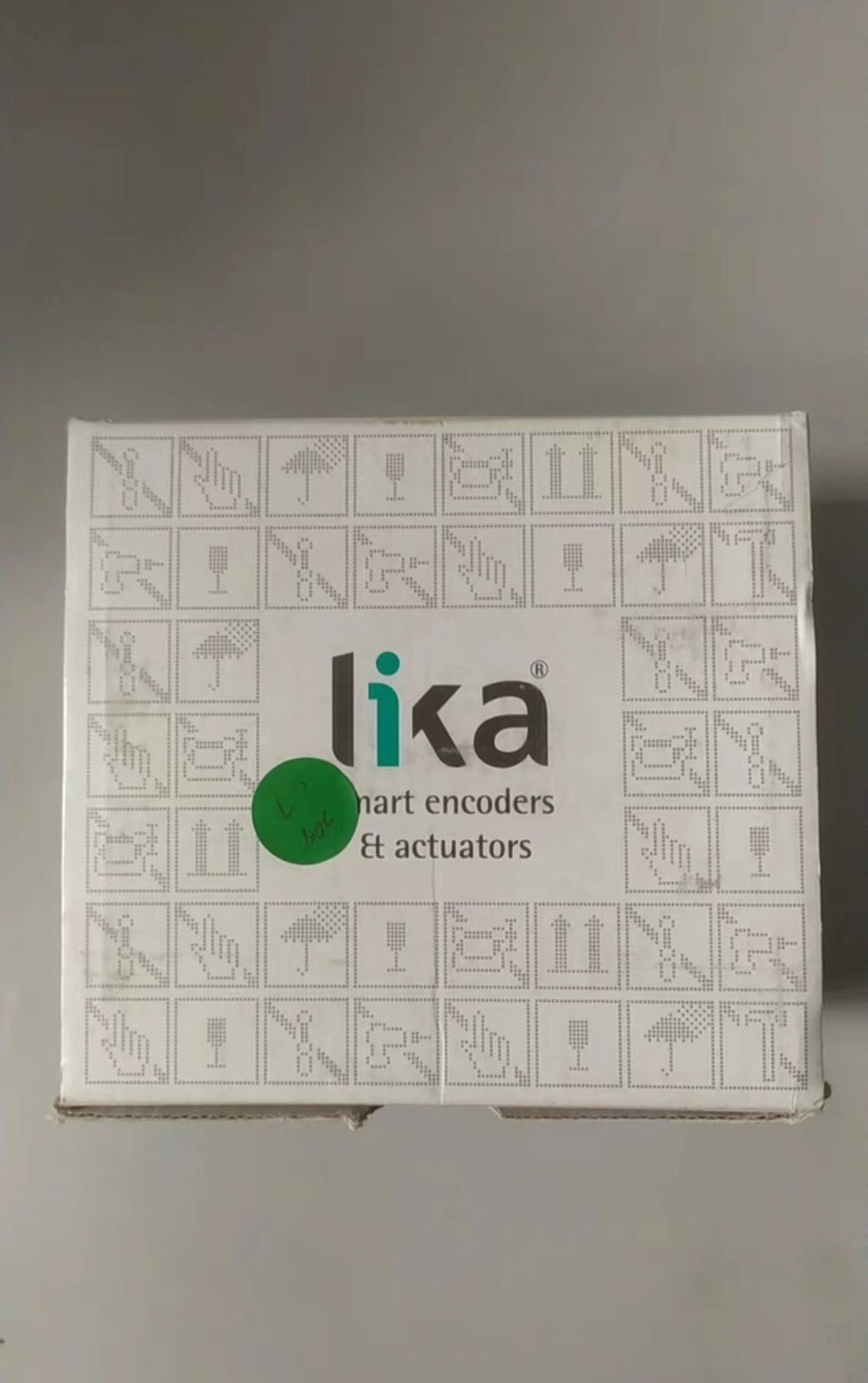 1 PCS LIKA AMC5912/4096CB-15+BR1-10+CC-CB encoder NEW Via DHL or FedEx