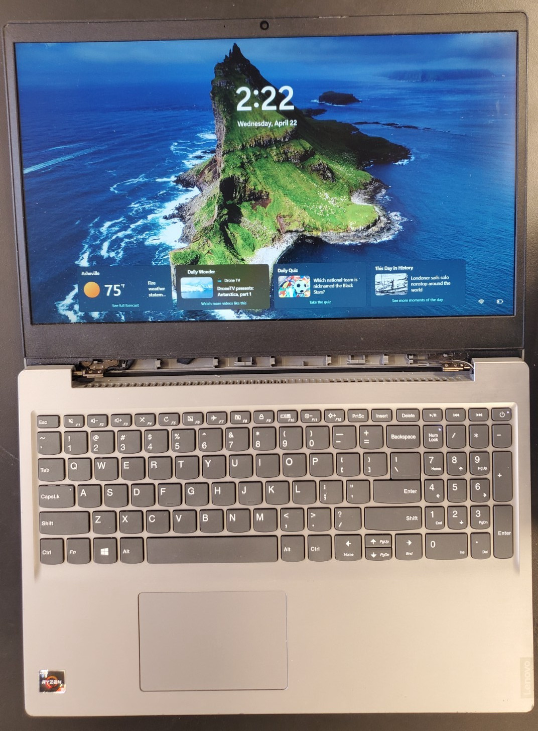 Lenovo IdeaPad S145 – 15API FHD Ryzen 3 2.60 GHz 8GB RAM 240GB SSD w/ charger