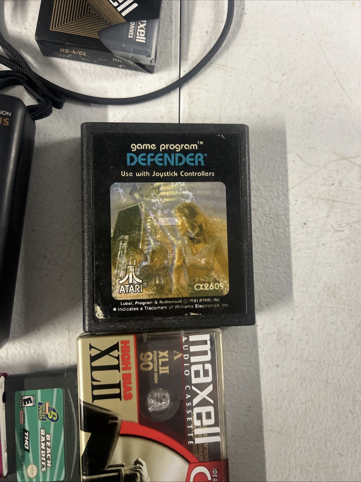 Junk Drawer Small Electronics Mixed Lot Nintendo, Nebo + More READ