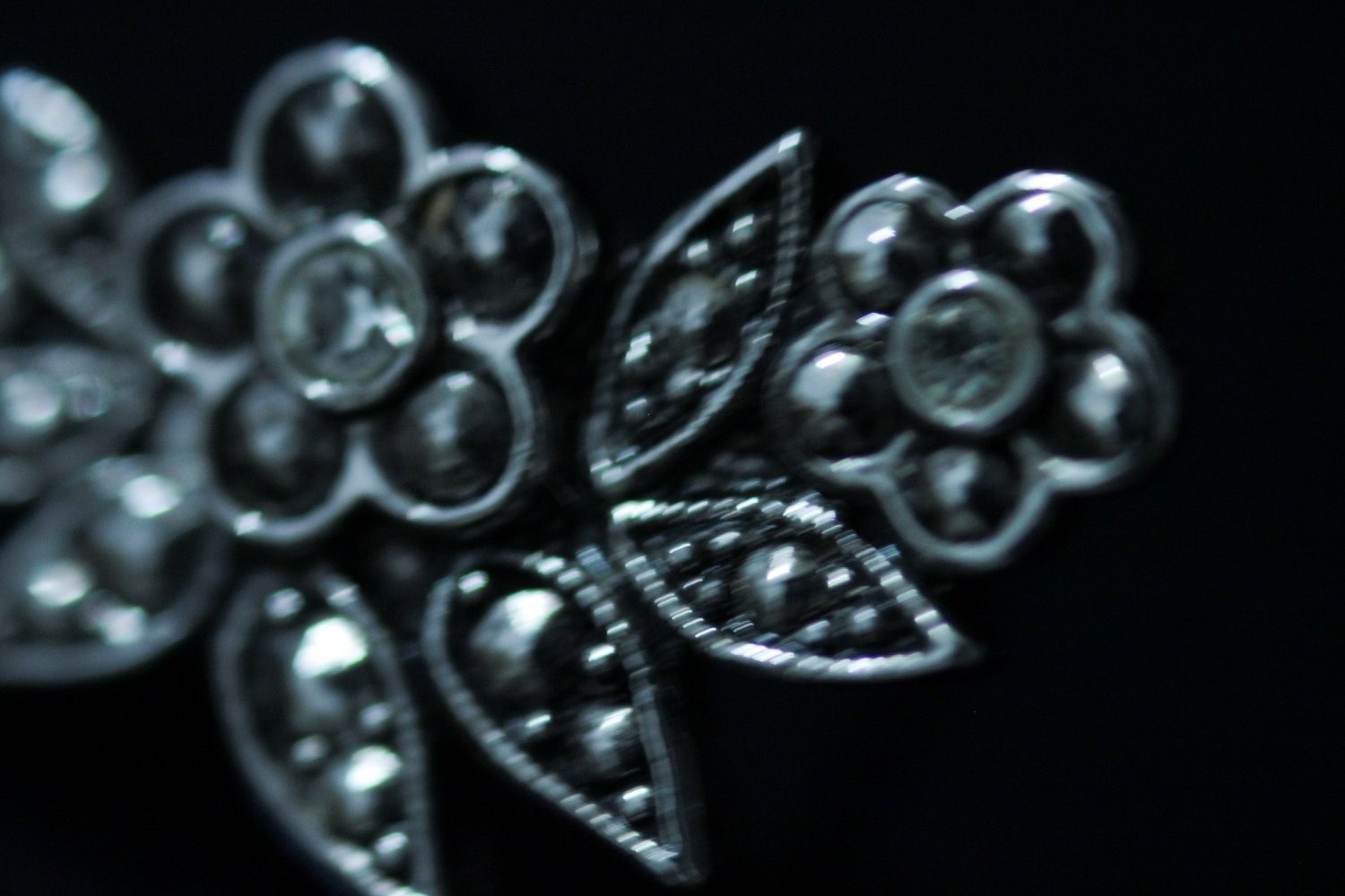 Vintage Art Deco Marcasite Flower Brooch Earrings Set Silver Tone Floral Leaf