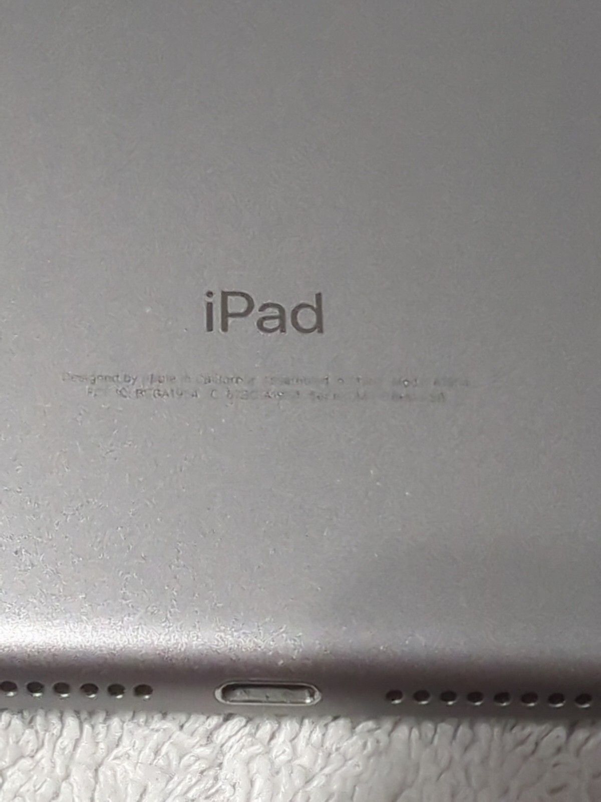 Apple Products Lot of (6) +Misc. for PARTS OR REPAIR ONLY