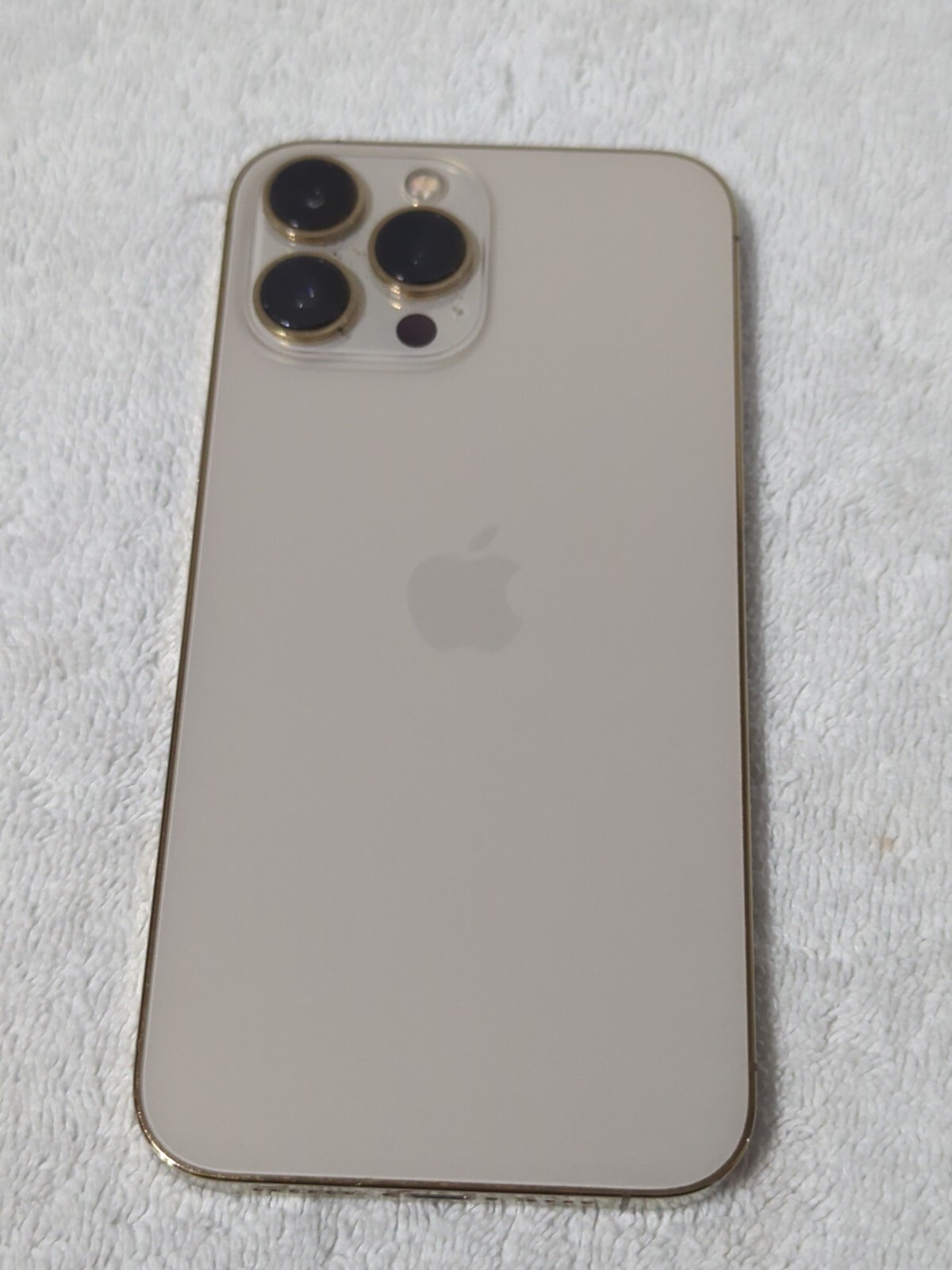 Apple Products Lot of (6) +Misc. for PARTS OR REPAIR ONLY