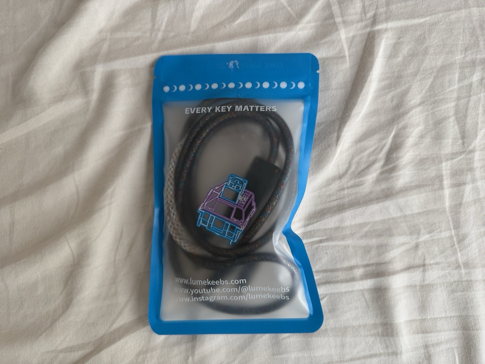 Ajazz Mouse, Gamesir Controller, Earfun Earbuds, Dual USB Cable, X-Raypad Skates