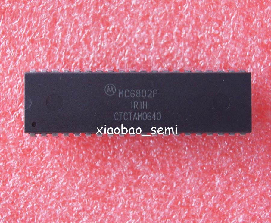2pcs MC6802P MC6802 MOT DIP-40