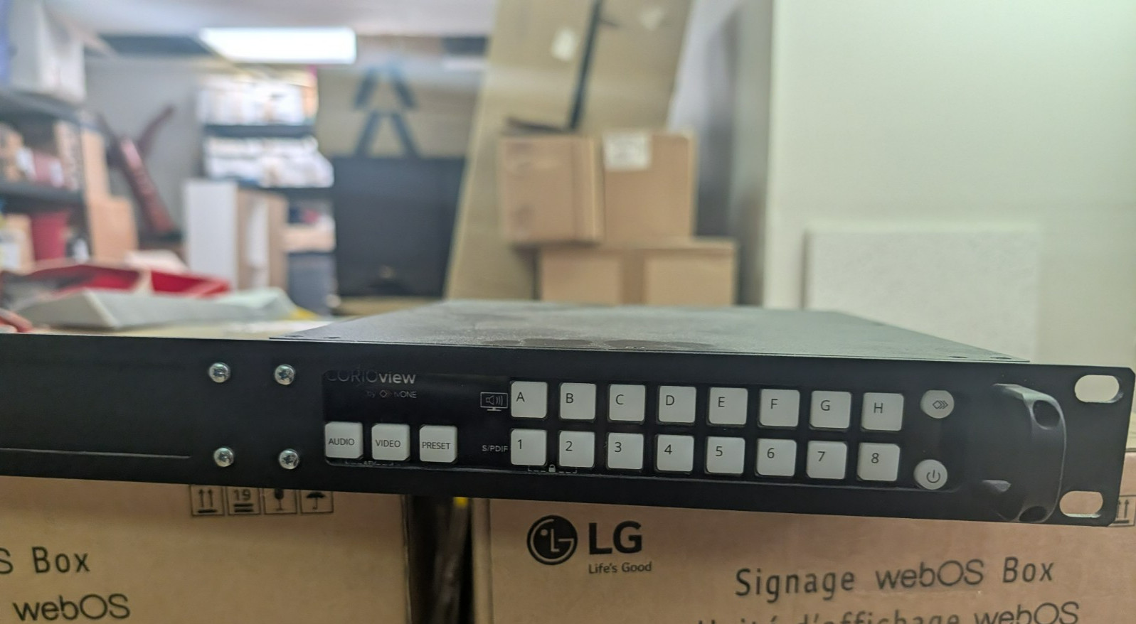 tvONE CORIOview MWP- 8H-1Y 8×1 HDMI Multiview Video Processor Rack Mount