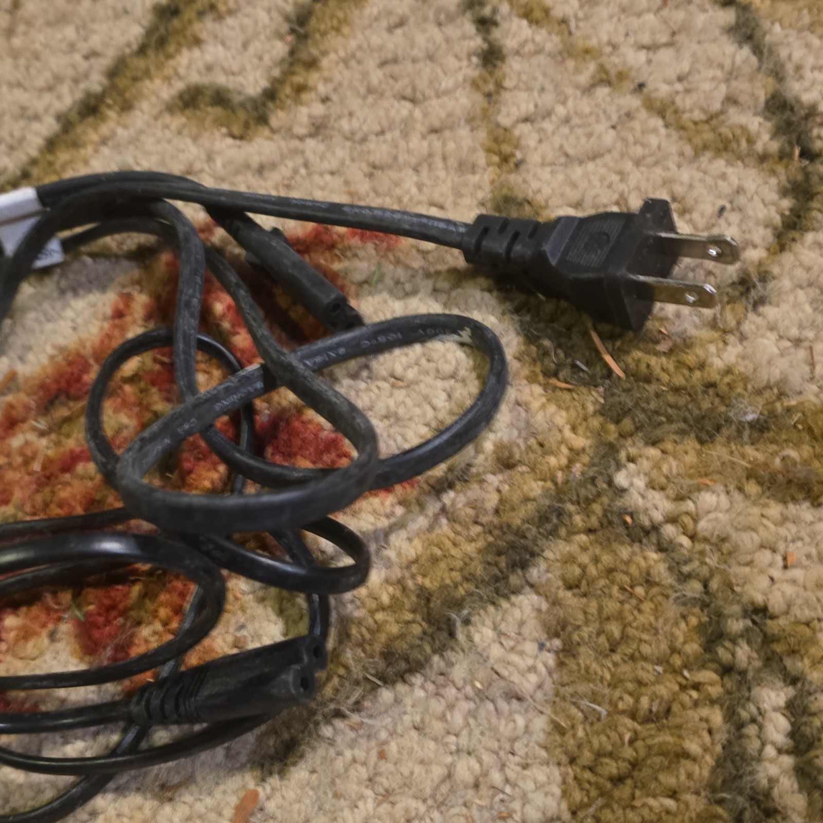 LARGE ASSORTMENT of Older Tech wires/chargers /power Cords /micro USB /others