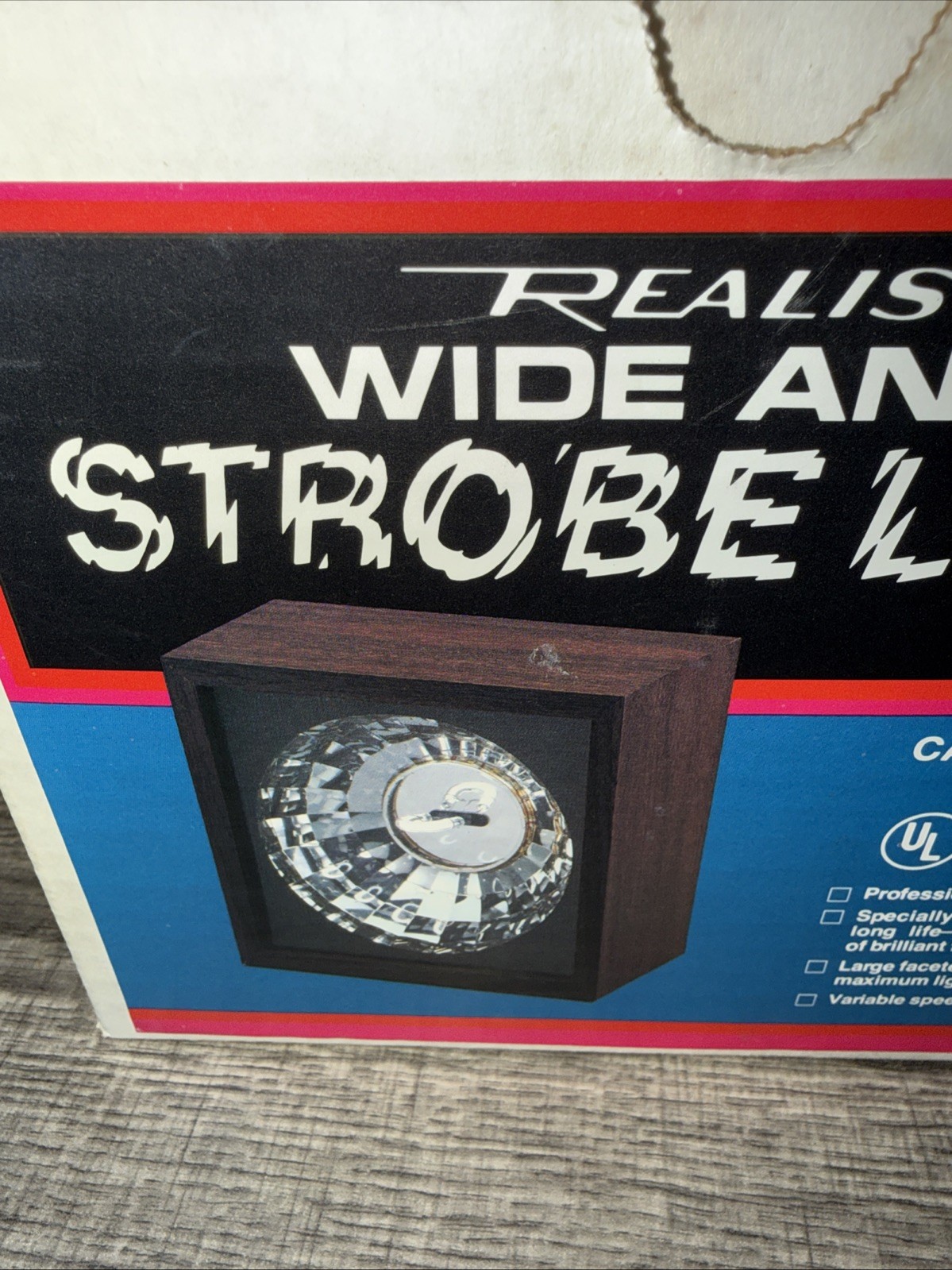 Vintage Realistic Wide Angle Strobe Light Walnut Veneer Finish 42-3009A w/ Box