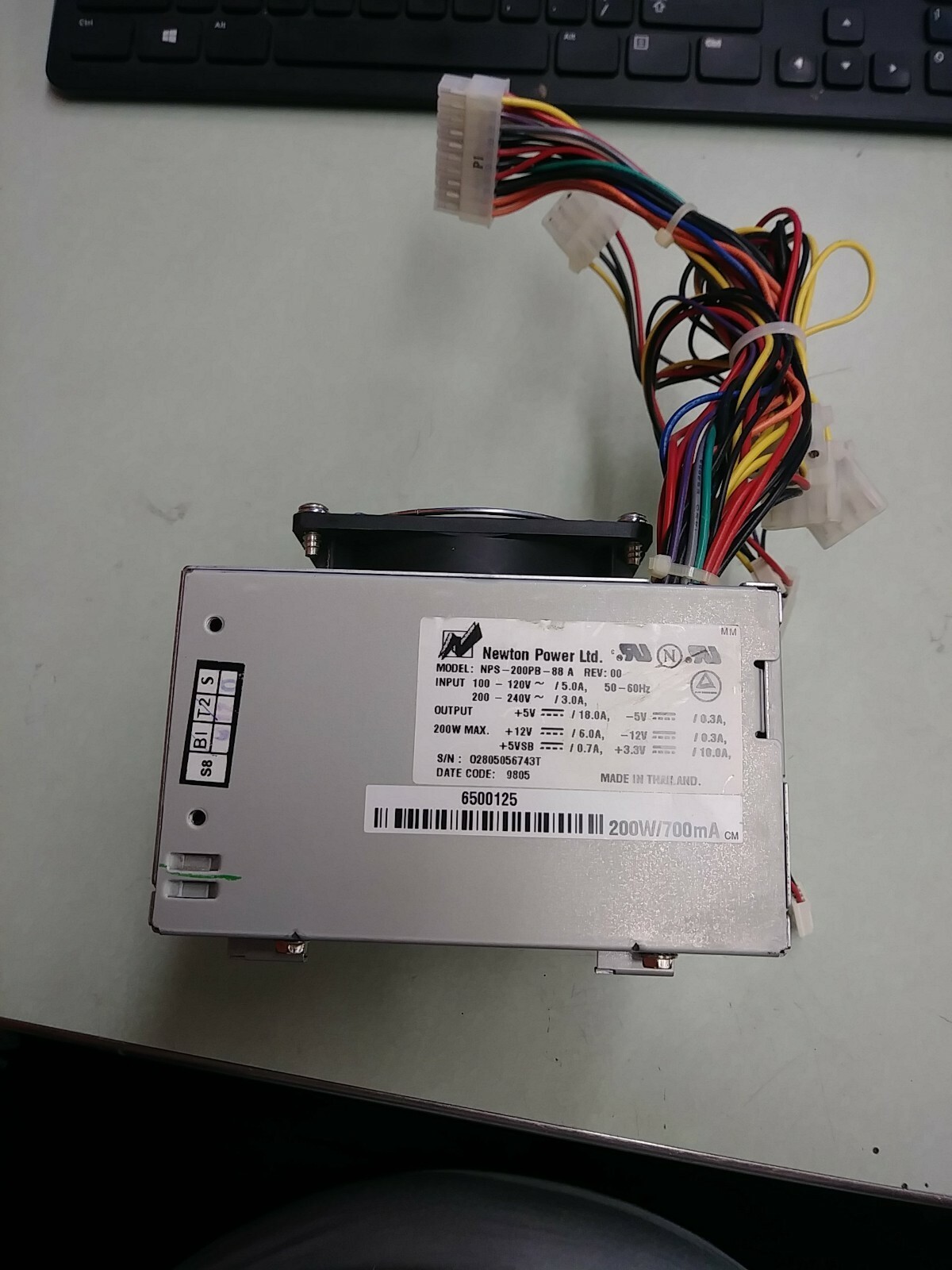 Newton NPS-200PB-88 A REV: 00 6500125 200W Power Supply