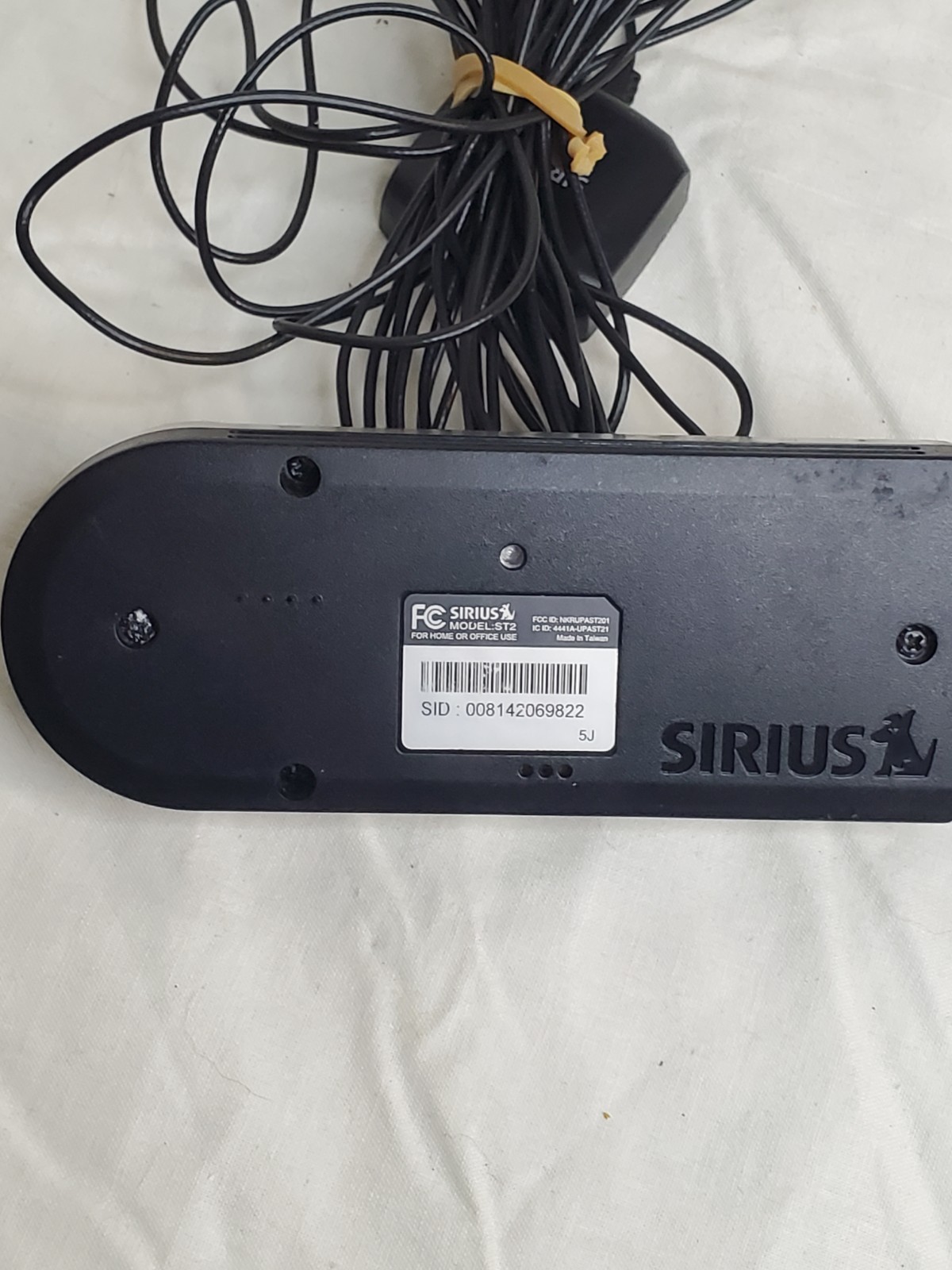 Junk Drawer Lot-Vtg. Electronics/Cell Phones/Cords/Sirius/Motorola/Samsung/AS IS