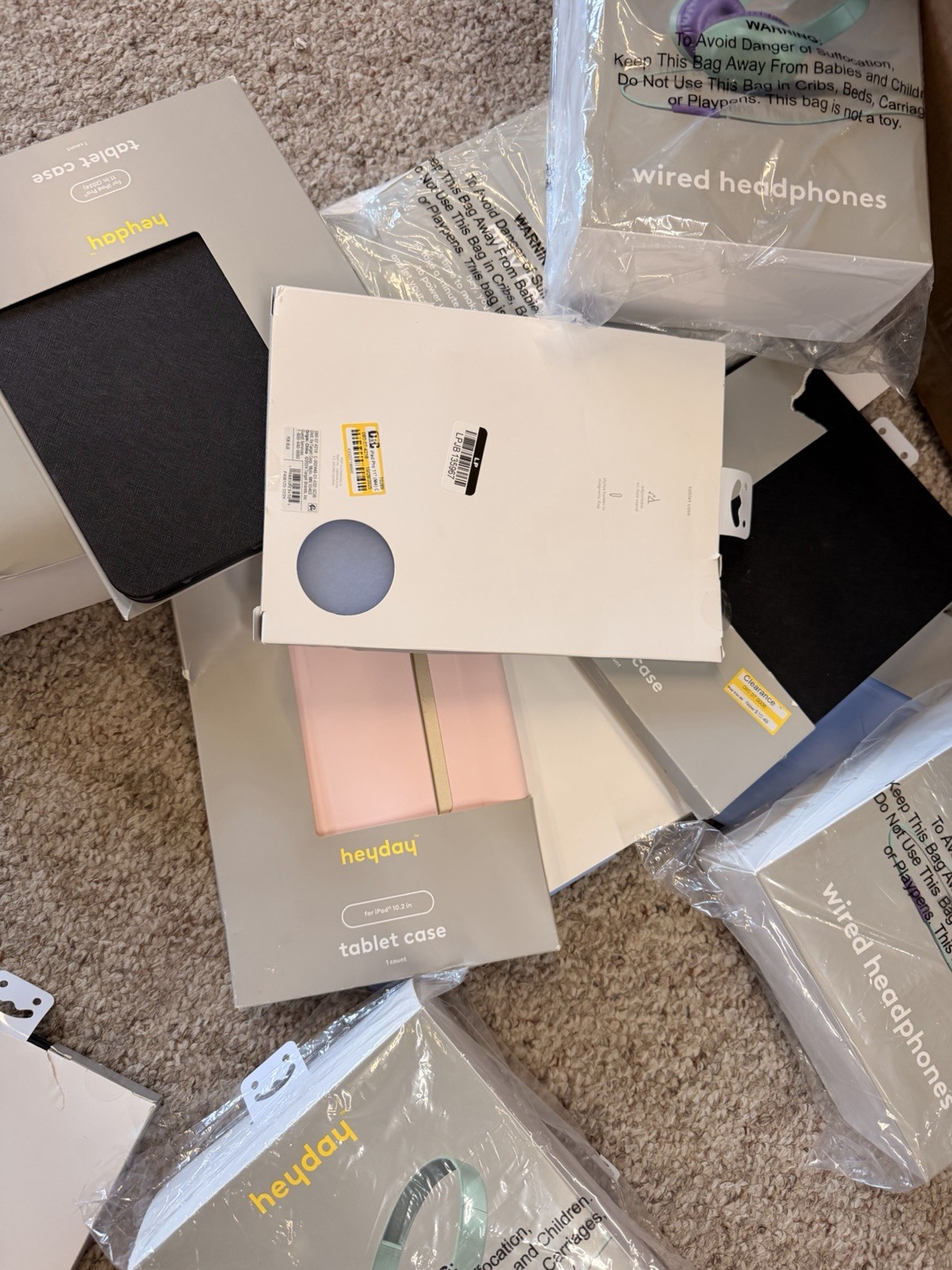 Lot of HeyDay 50 Electronics Headphones, Chargers & Cases – Retail Over $500