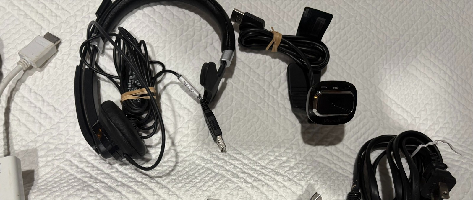 Huge Untested Electronic Lot including Camera, power cords head set USB Hubs