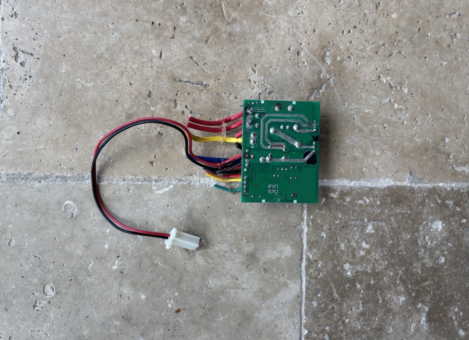 Miscellaneous Electronics – Not Working For Parts
