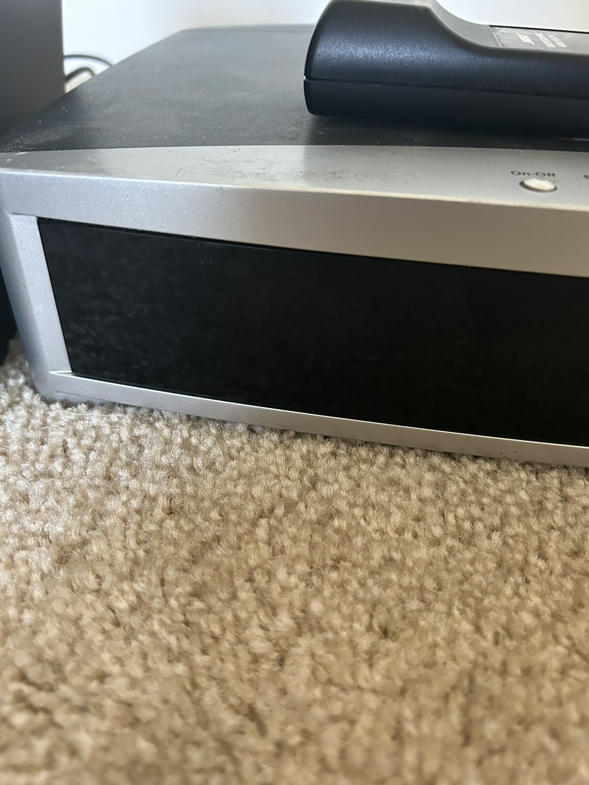 Lot Of Bose Speakers: Companion 2, Rc-cs-6 Remote, Av321 Media Center, Power Cab