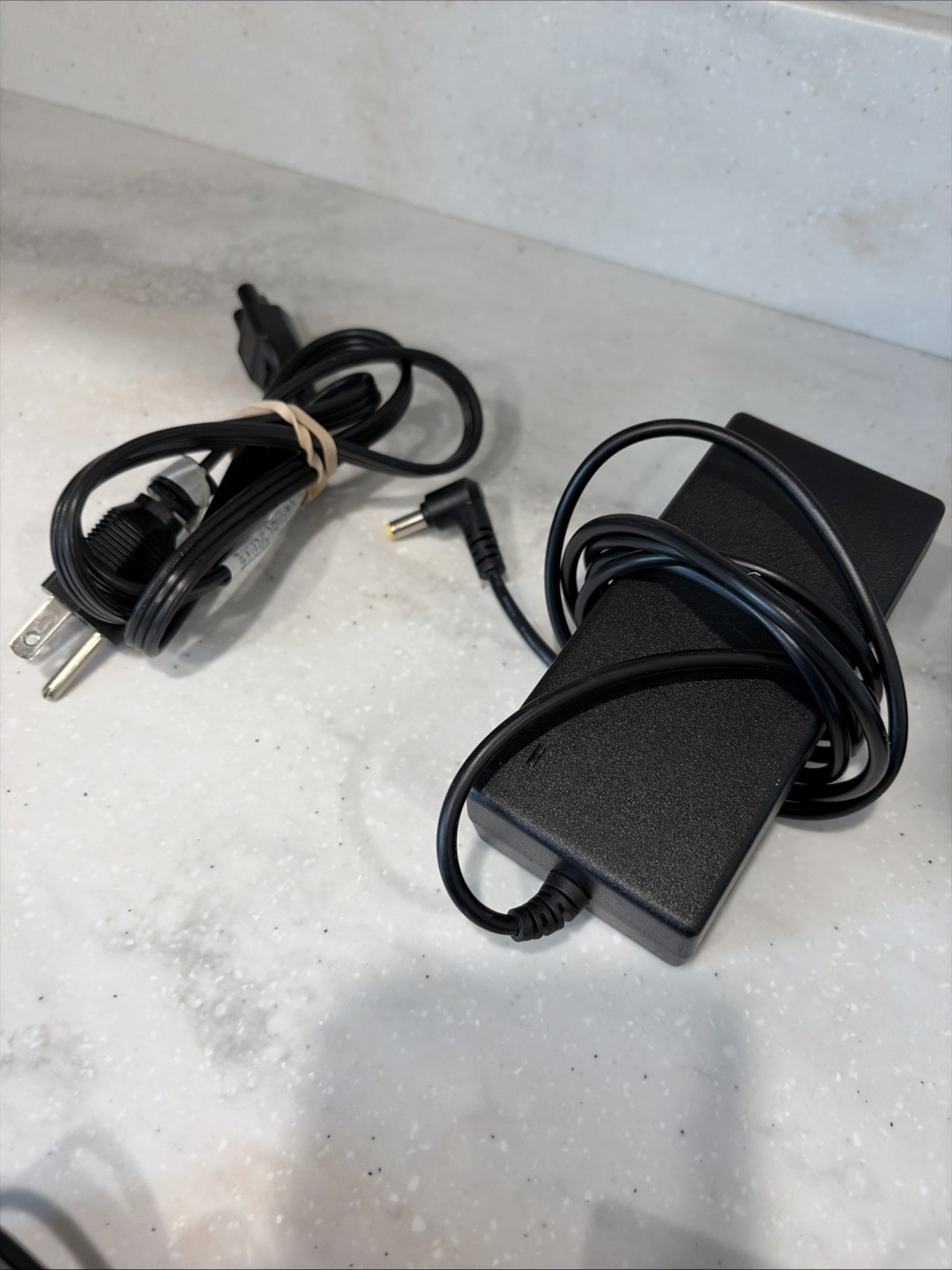SlingStudio Hub 2 CameraLink Transmitters Battery Charger Cords Tested EUC Kit
