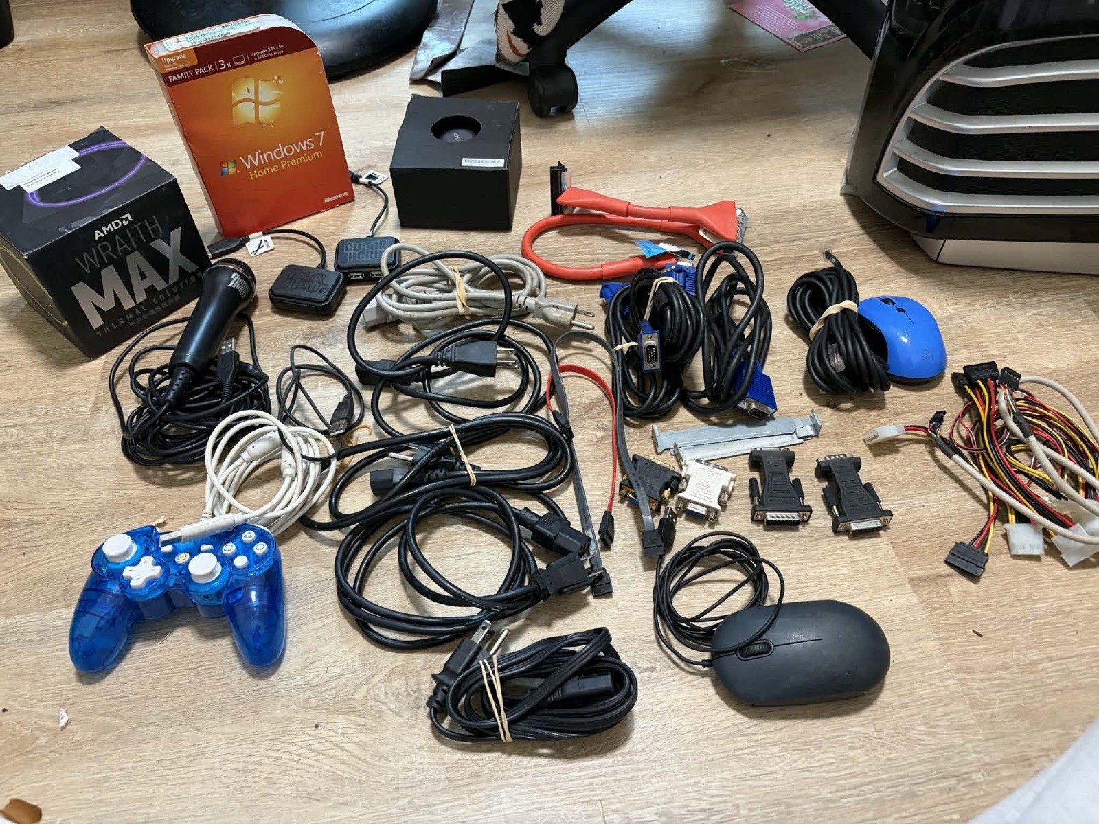 Microsoft Windows 7 Home Premium & AMD Wraith Max Mixed Lot Cables Adapters