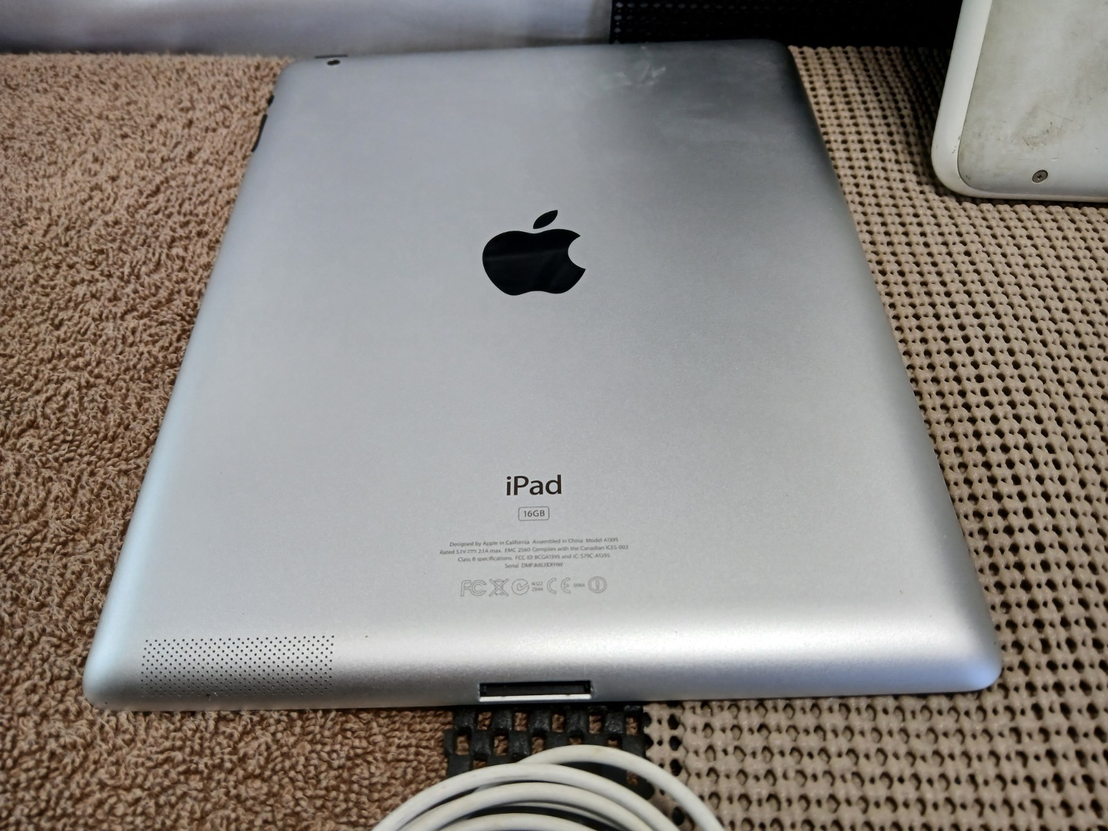 JUNK LOT OF 10*APPLE*MAC BOOK/IPADS/IPHONE/IPOD/ACCS*SP*ID*NT*MP*SAI