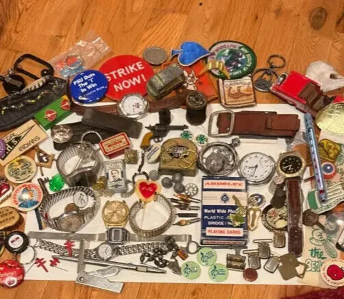 10 pound box of ” Manifested ” items from Estate Liquidation Service,NY-LKN#0407