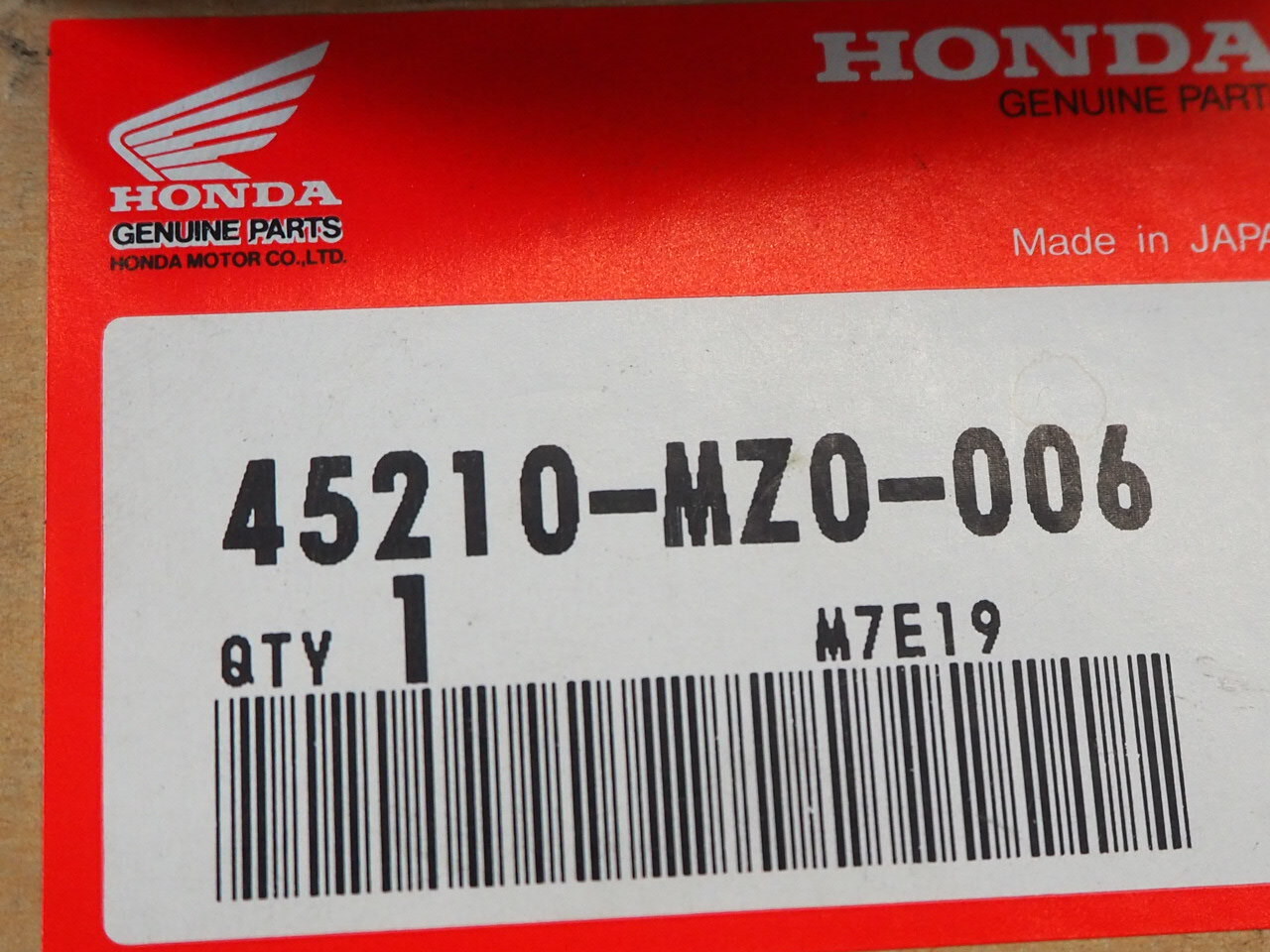 BRACKET CALIPER, FR RH HONDA GL1500C Valkyrie 2001 45210-MZ0-006 16559