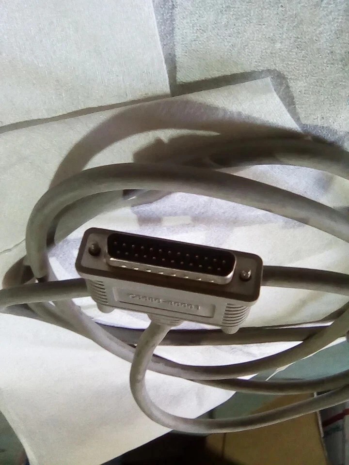 30lb Bulk Lot: Vintage Computing Cables & Parallel/Serial Adapters, TN560, DR500