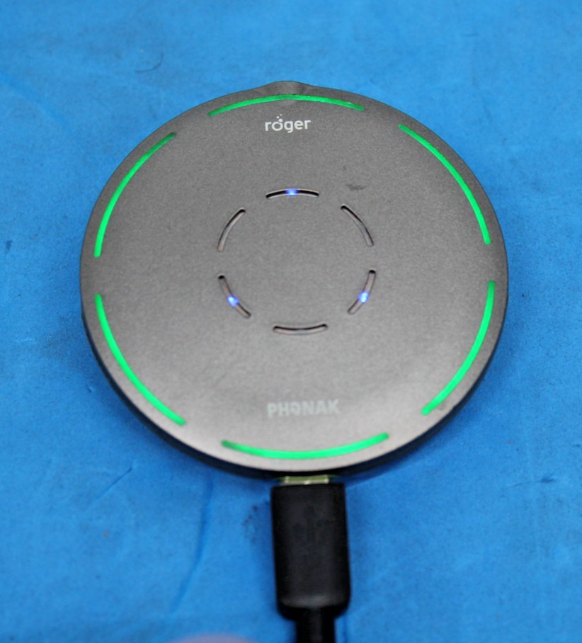 PHONAK ROGER SELECT W/CABLE ONLY PARTS/REPAIR POWER-ON ONLY *READ* T9-C15