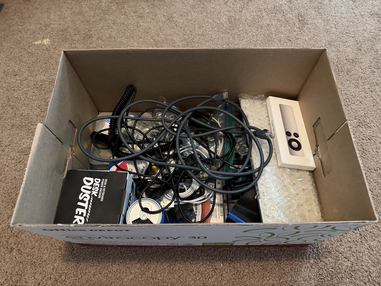 Assorted Electronics/Cables/Components Lot ***READ DESCRIPTION*** LOCAL PICKUP
